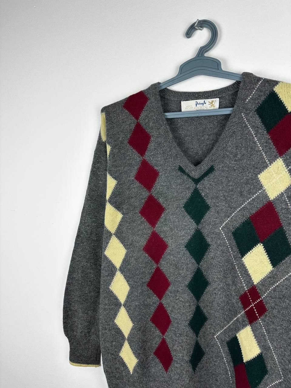 Pringle Of Scotland × Vintage Vintage Pringle Sports Pure Wool Abstract Geometric Sweater Size US L / EU 52-54 / 3 - 3 Thumbnail