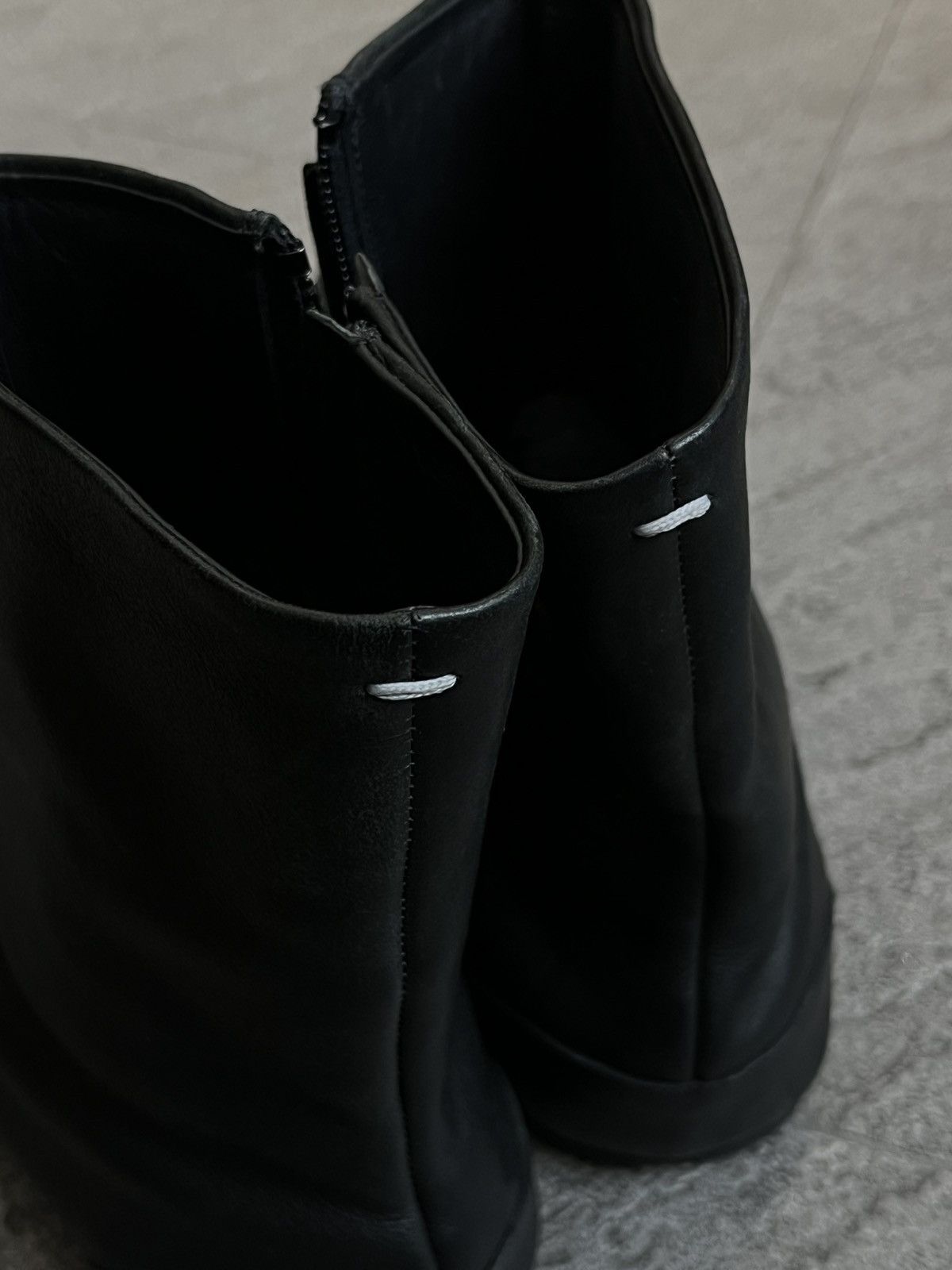 Maison Margiela Maison Margiela Tabi Ankle Boots EU41 Size US 8 / EU 41 - 6 Thumbnail