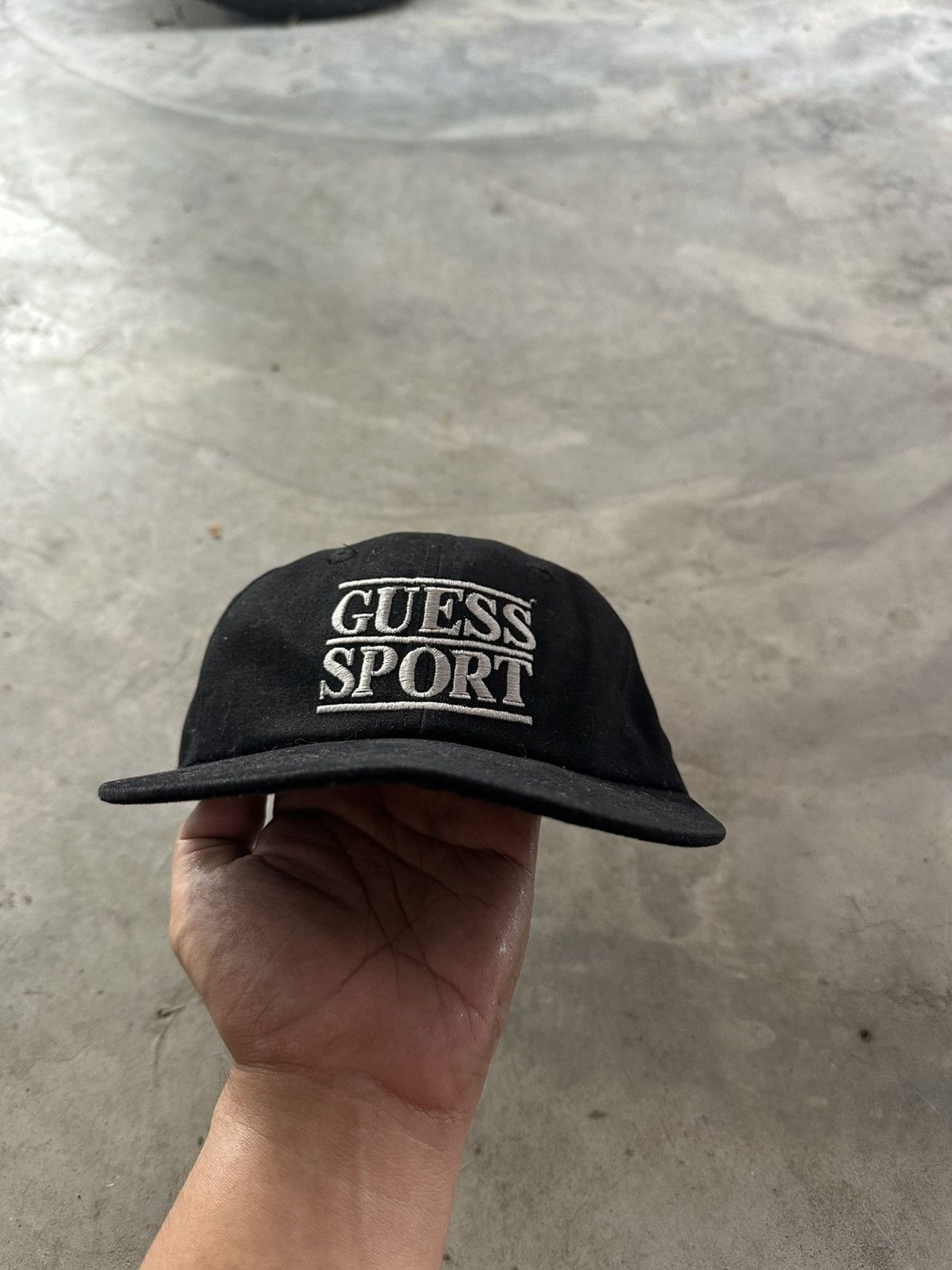 Guess × Vintage Guess Sport Vintange Cap Size ONE SIZE - 1 Thumbnail