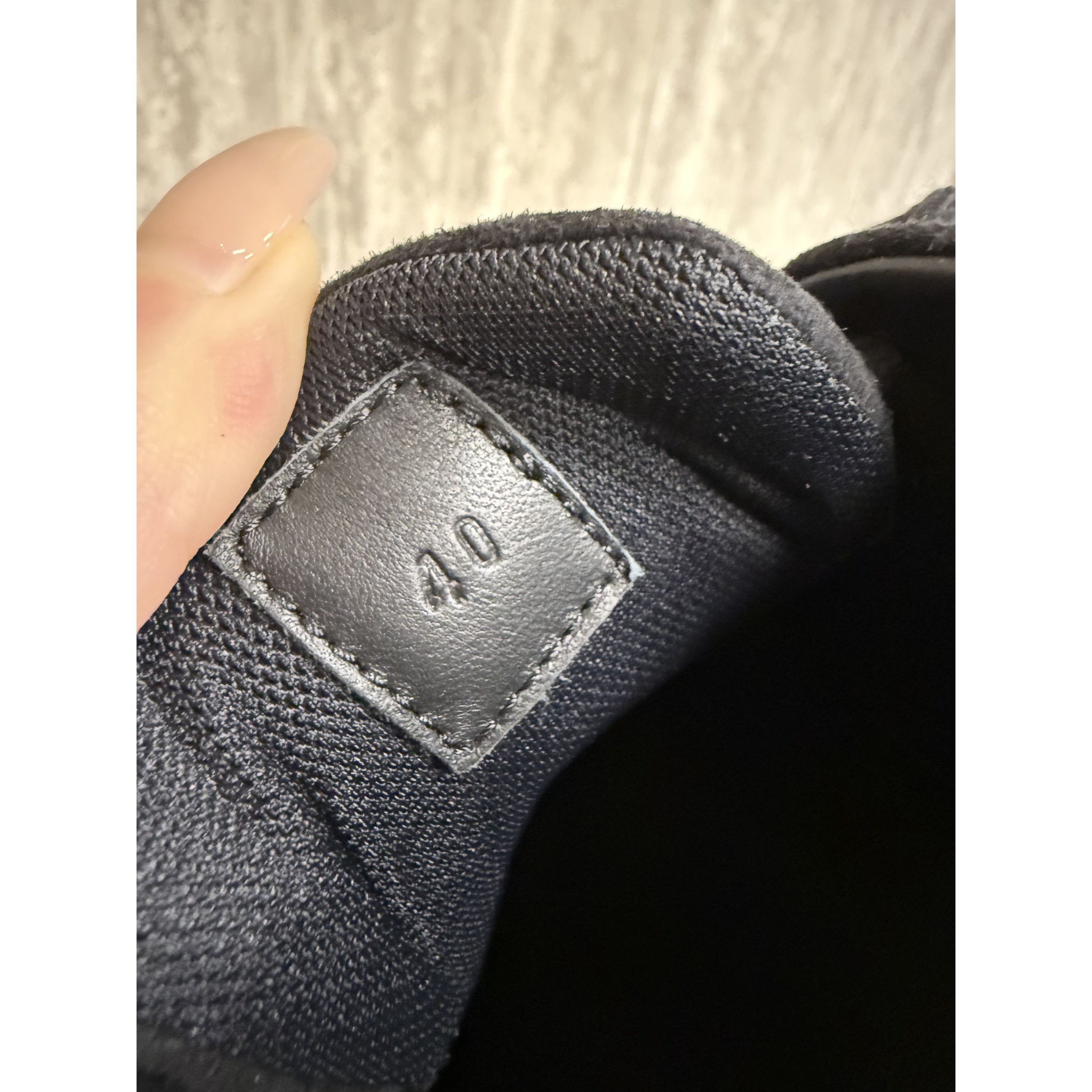 Hermes Hermes Black Lace-Up Sneakers Womens Size 40 Vegan Leather & Size US 7 / EU 40 - 5 Thumbnail