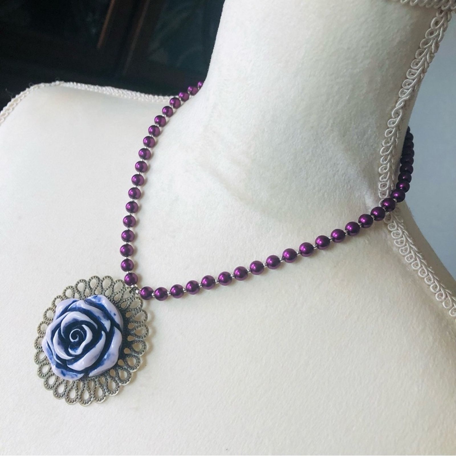 Handmade Handcrafted repurpose purple rose pendant Pearl necklace Size ONE SIZE - 5 Thumbnail