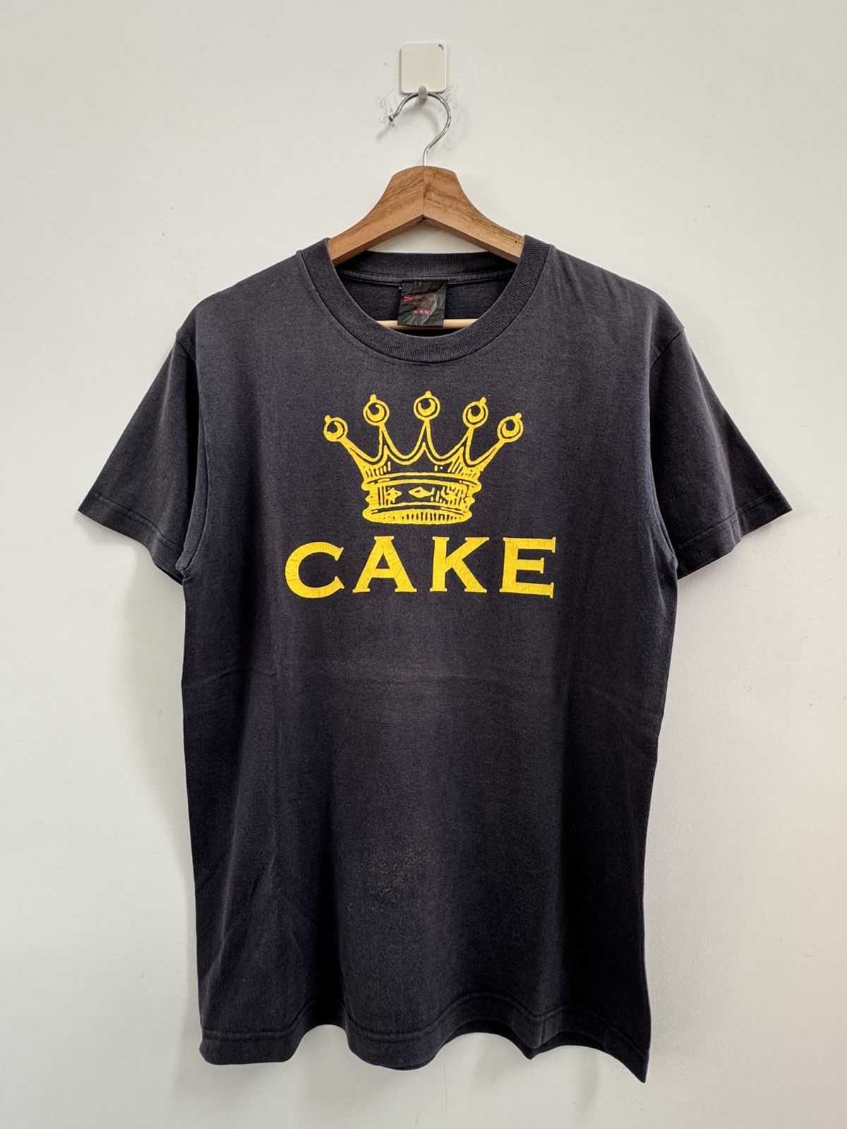 Band Tees Cake Band T- Shirt Size US M / EU 48-50 / 2 - 1 Thumbnail