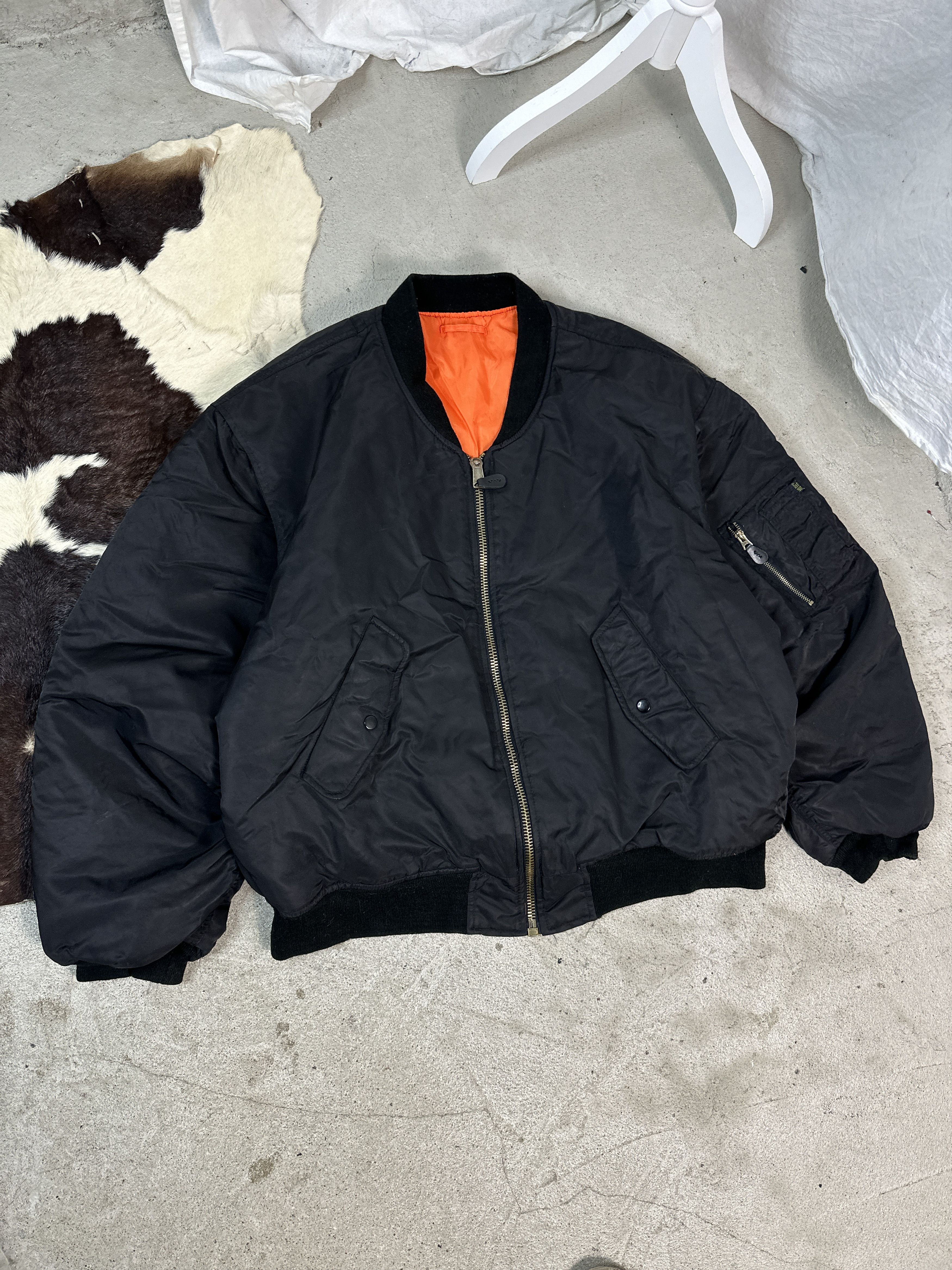 Vintage Vintage MA-1 Bomber Jacket Size US XL / EU 56 / 4 - 1 Thumbnail
