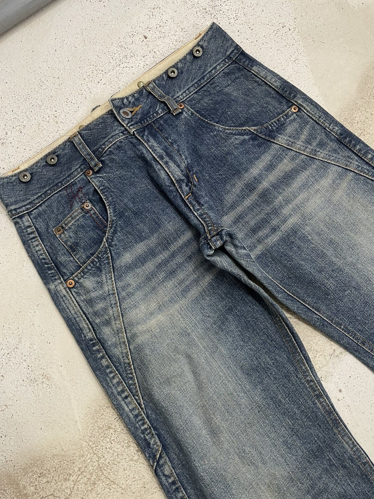 Japanese Brand Heart Jeans Buckle Back Fold Denim Whisker Size US 29 - 4 Thumbnail