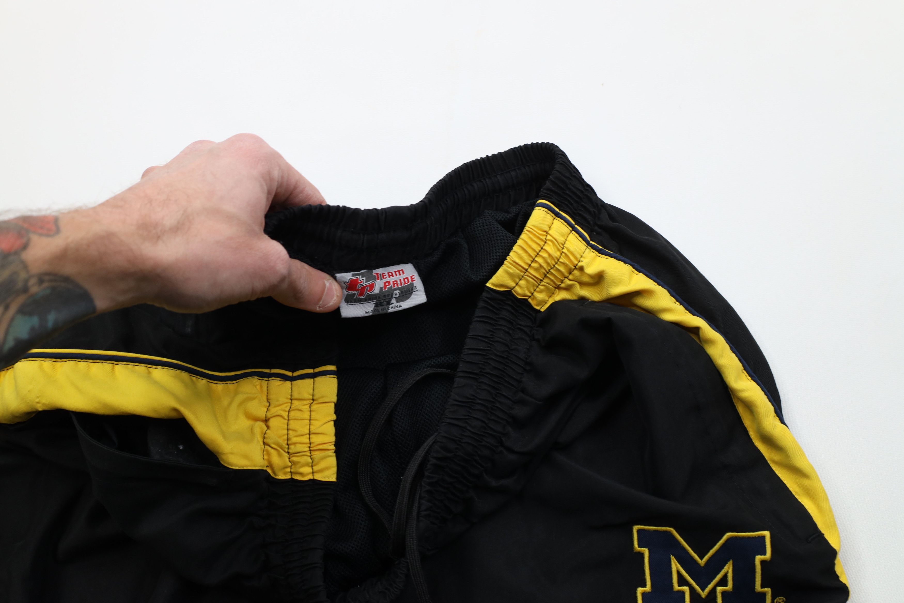 Vintage Vintage 90s Y2K Lined University of Michigan Wide Leg Pants Size US 38 / EU 54 - 9 Thumbnail