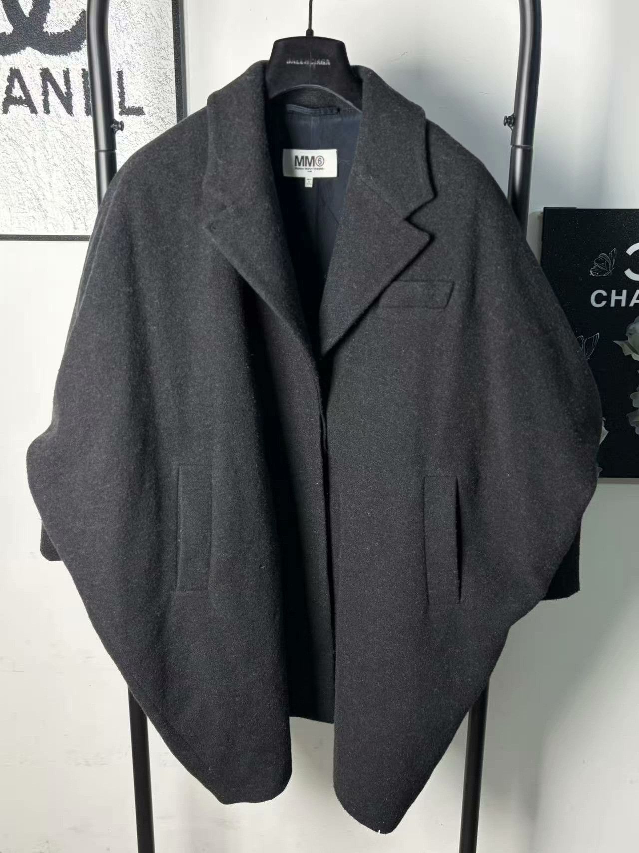 Maison Margiela Maison Margiela Wool White Heavy Coat m Men Size US M / EU 48-50 / 2 - 1 Thumbnail