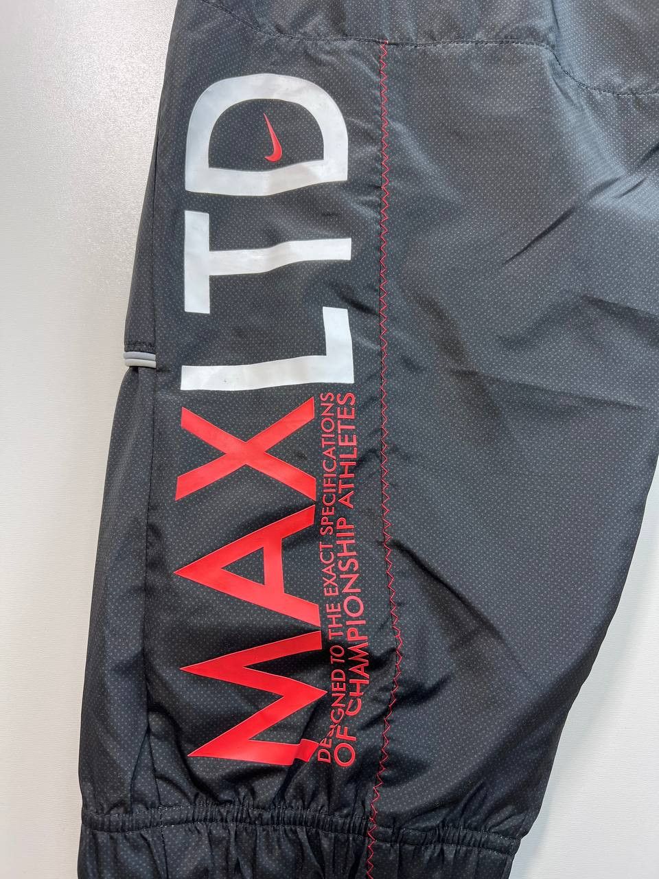 Nike NIKE MAX LTD TRACK PANTS WINDRUNNER MENS SIZE L Size US 36 / EU 52 - 3 Thumbnail