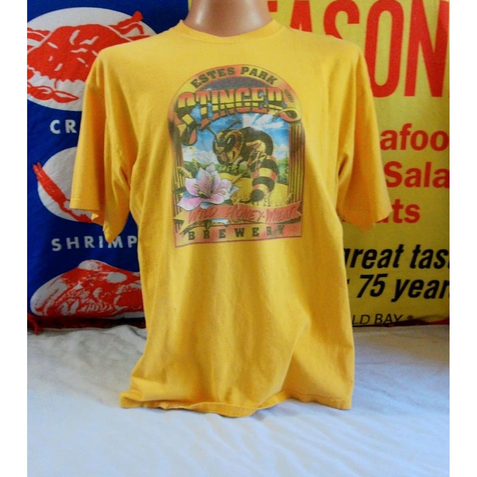 Sunray Sportswear Ouray Sportswear VTG Beer T-Shirt Men's XL Yellow Graphic Print Estes Park Wild Honey Wheat Colorado Brewery Stinger Shirt Size US XL / EU 56 / 4 - 2 Thumbnail