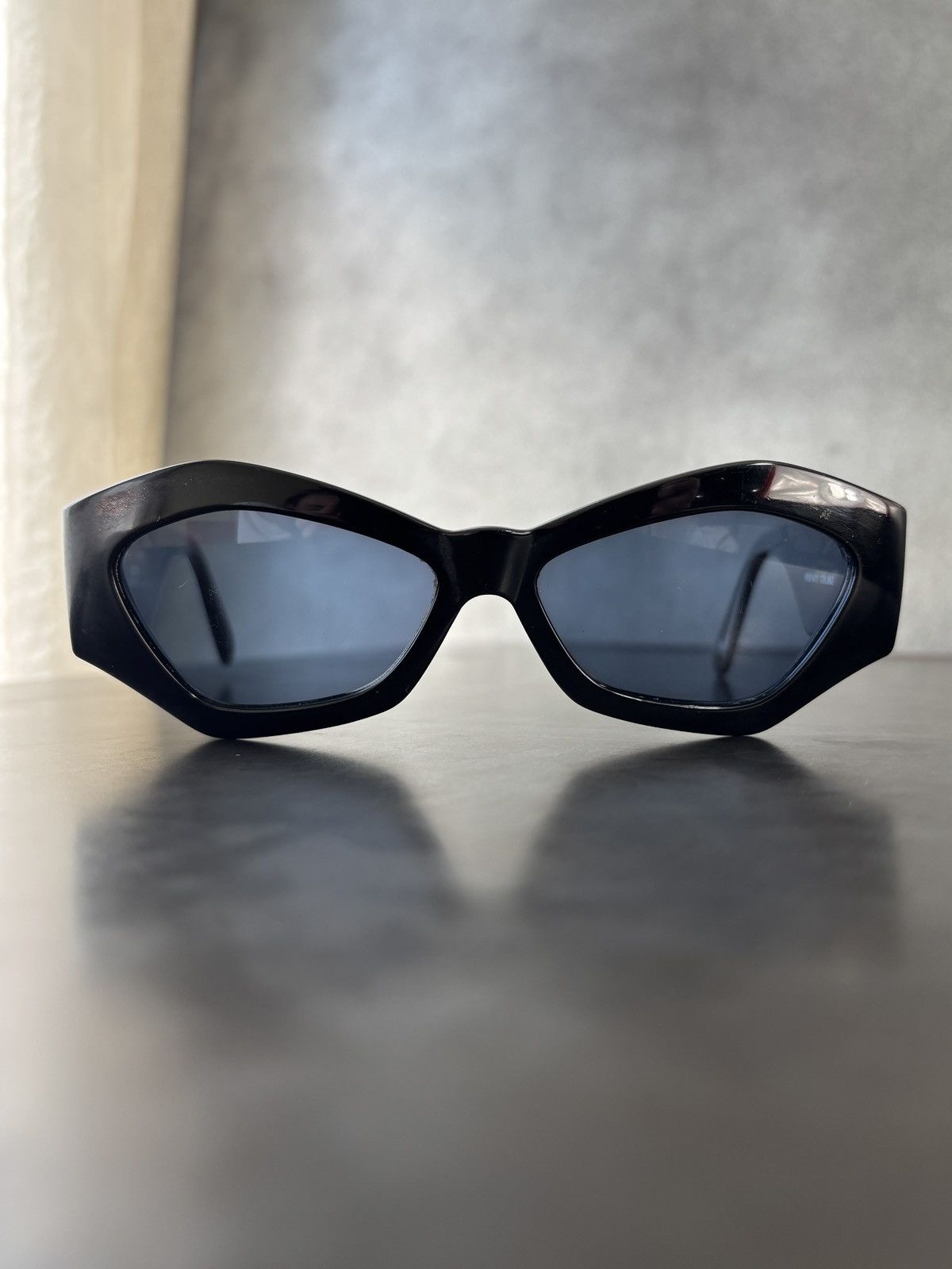 Versace 1990s Gianni Versace Sunglasses Vintage Versace Mod 421 Size ONE SIZE - 23 Thumbnail