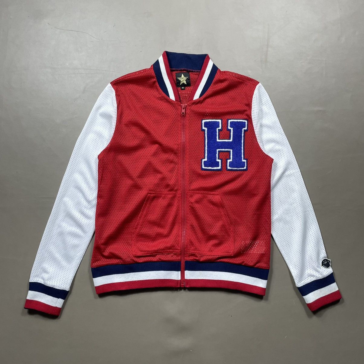 20471120 20471120 HYOMA H BACK ARC MESH JACKET | Grailed