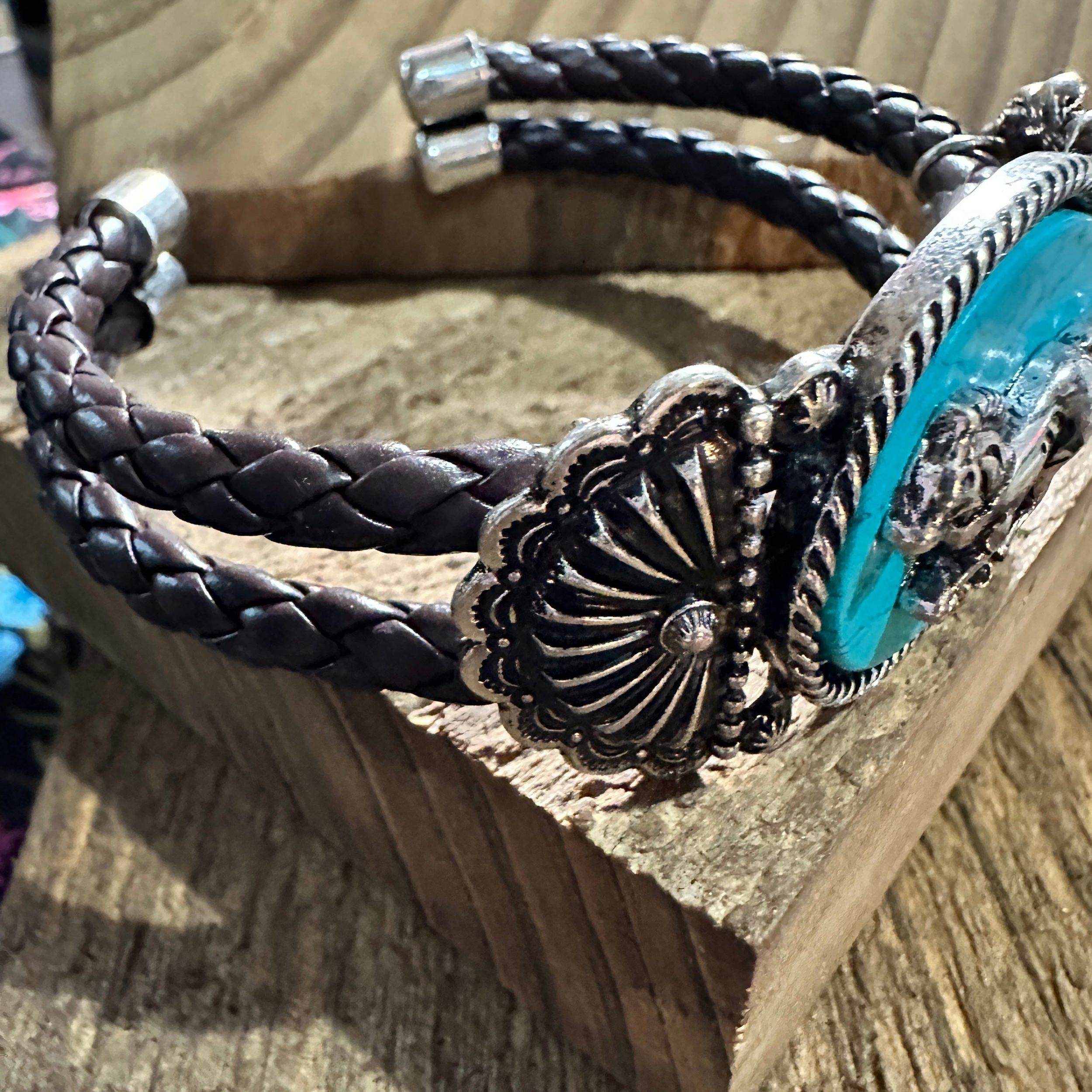 Other Horse Turquoise Stone Western Leather Open Bangle Bracelet Size ONE SIZE - 2 Thumbnail