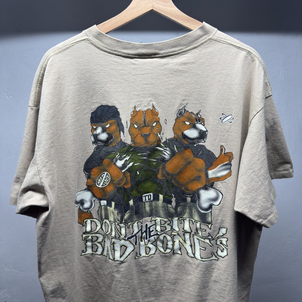 Vintage 90s Top Dawg Bulldog Shirt Beige ERD Grunge Chrome WCC Band Size US XL / EU 56 / 4 - 8 Thumbnail