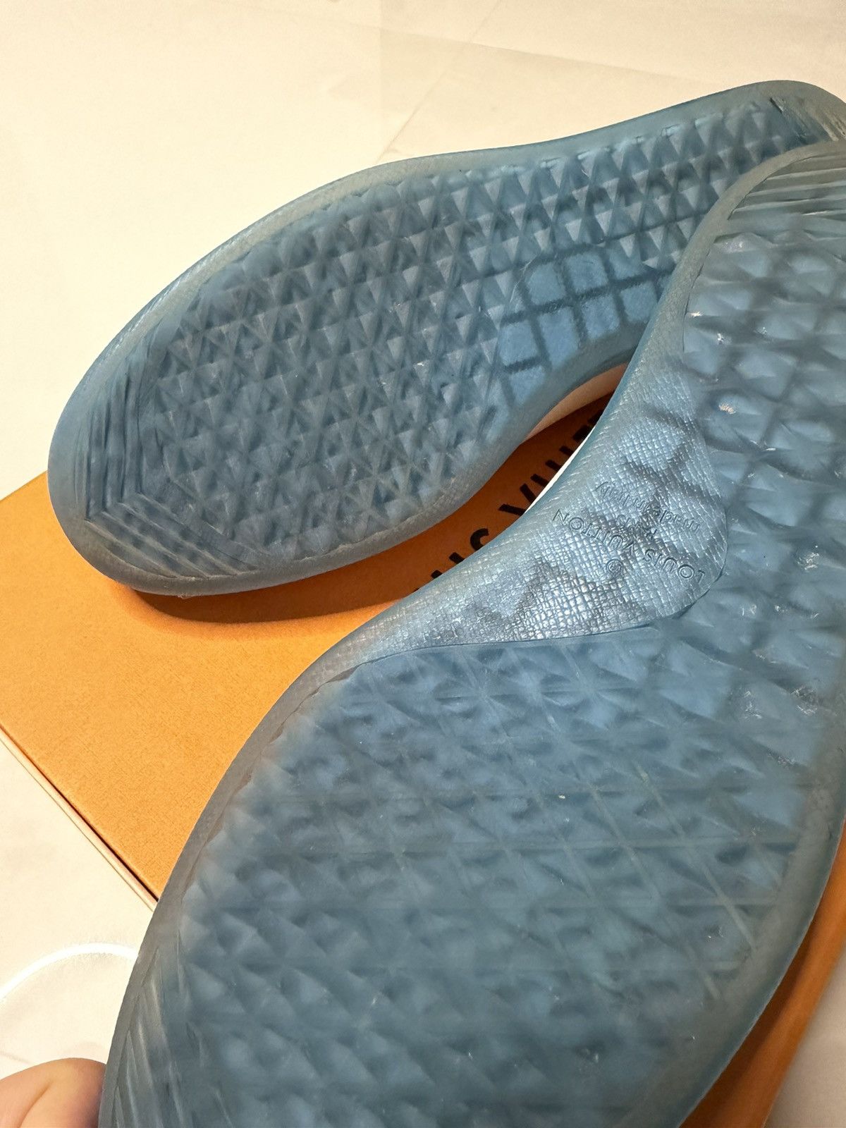 Louis Vuitton Louis Vuitton - Luxembourg Samothrace Sneaker white/blue 44 Size US 11 / EU 44 - 7 Thumbnail