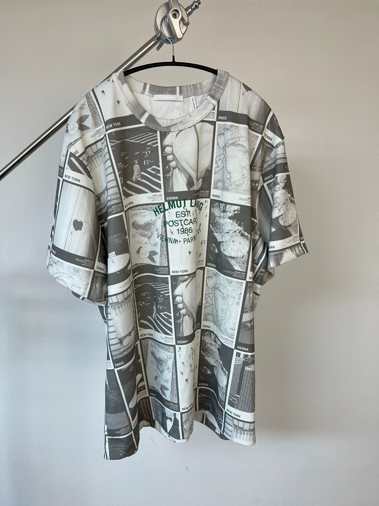 Helmut Lang Helmut Lang Newspaper Print T-Shirt Size US XL / EU 56 / 4 - 1 Thumbnail