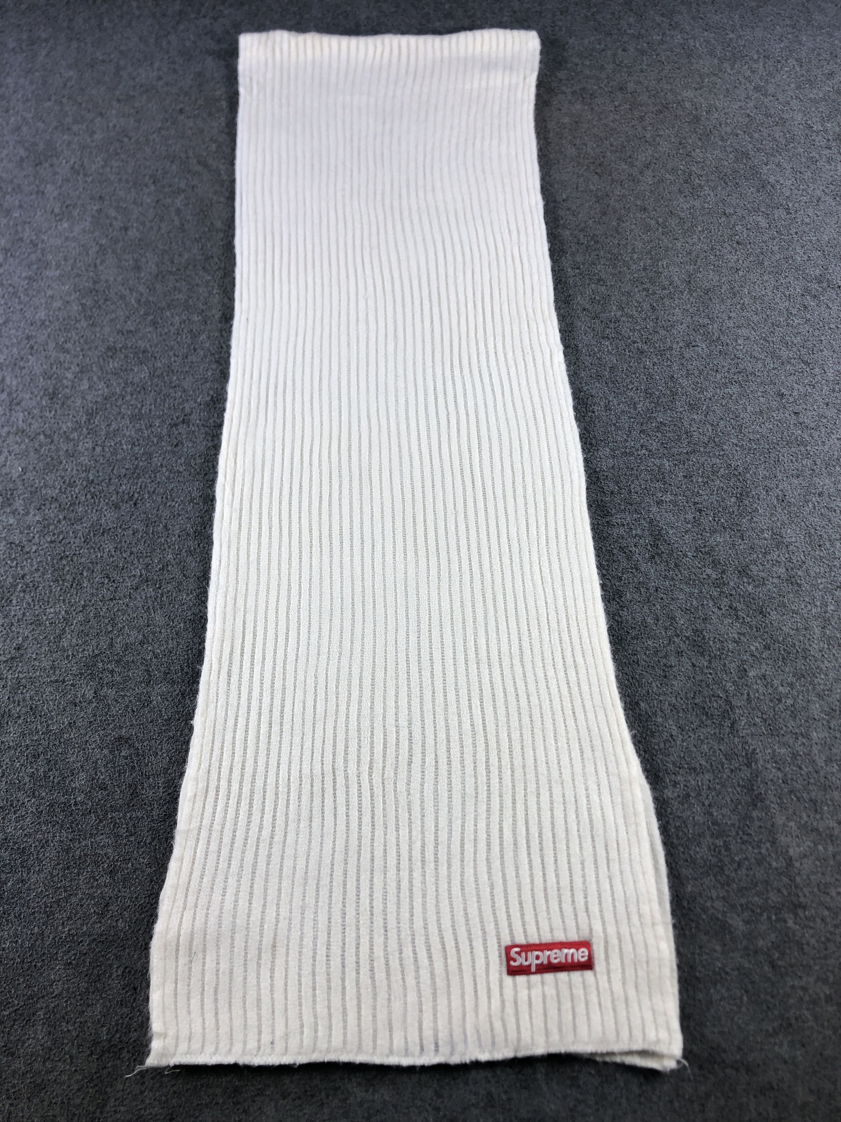 Vintage Supreme Scarf / Muffler / Neckwear P938 Size ONE SIZE - 2 Thumbnail