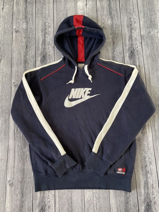 Nike Vintage Nike Y2K Hoodie | Grailed