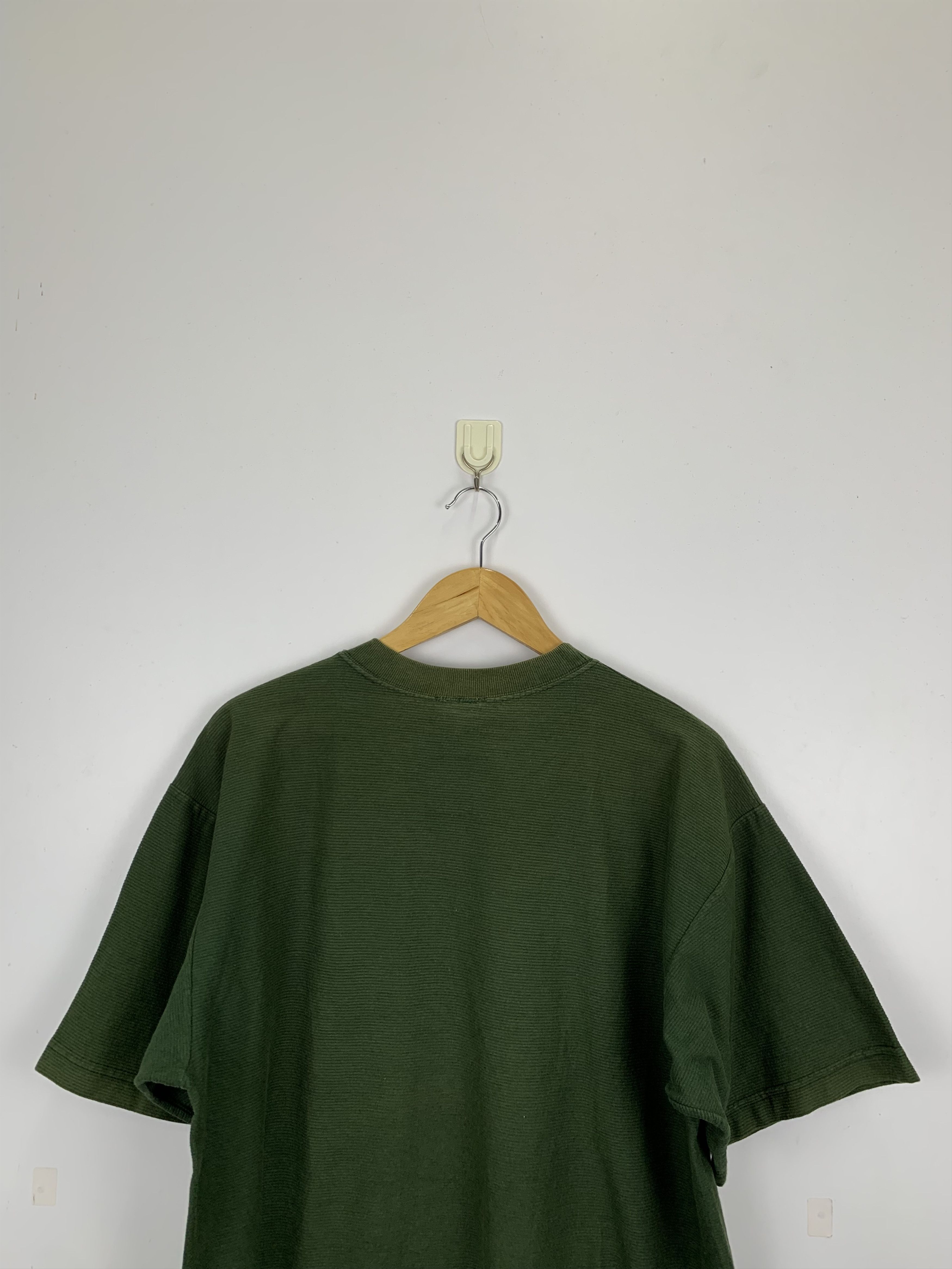 Fila Vintage Sun Faded Fila Big Logo Tee TA0121 Size US L / EU 52-54 / 3 - 4 Thumbnail