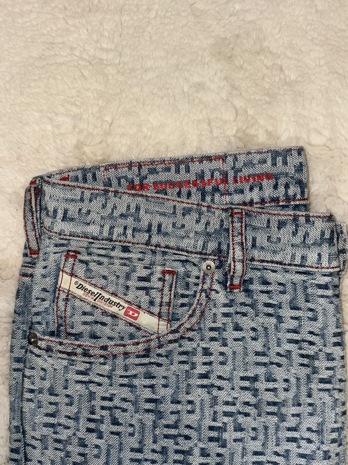 Diesel Diesel 1995 logo-print Jeans Size US 31 - 11 Thumbnail