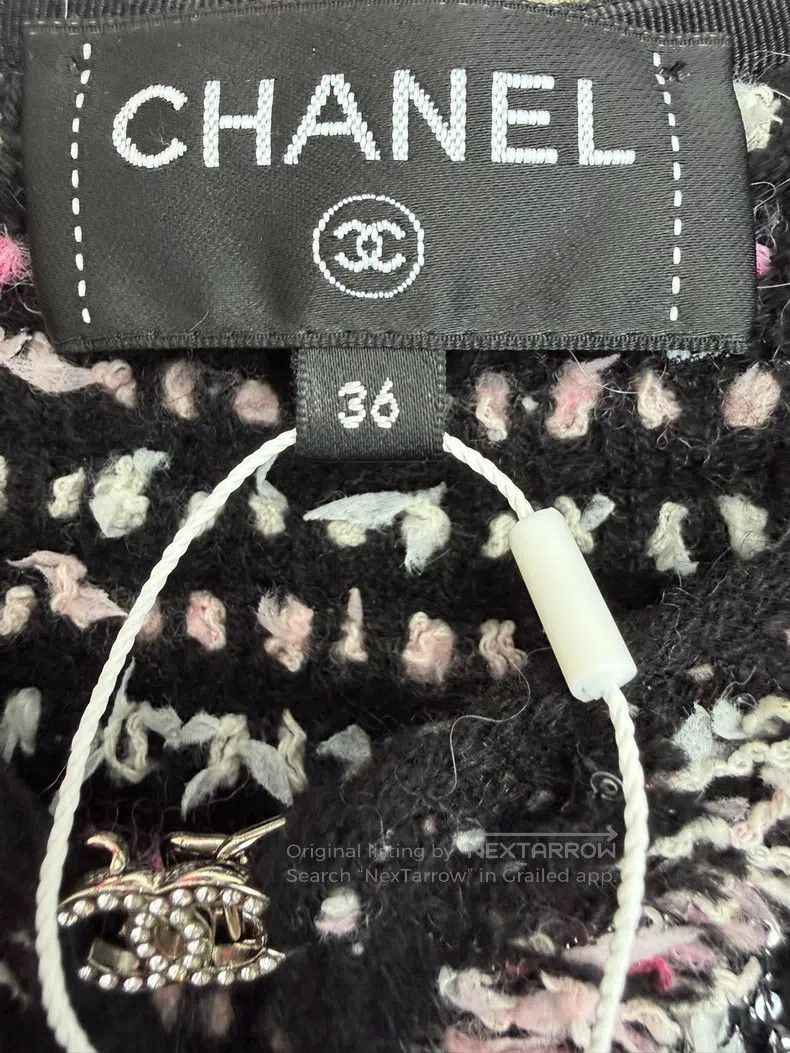 Chanel Chanel Black diamond-buttoned tweed jacket Size XS / US 0-2 / IT 36-38 - 3 Thumbnail