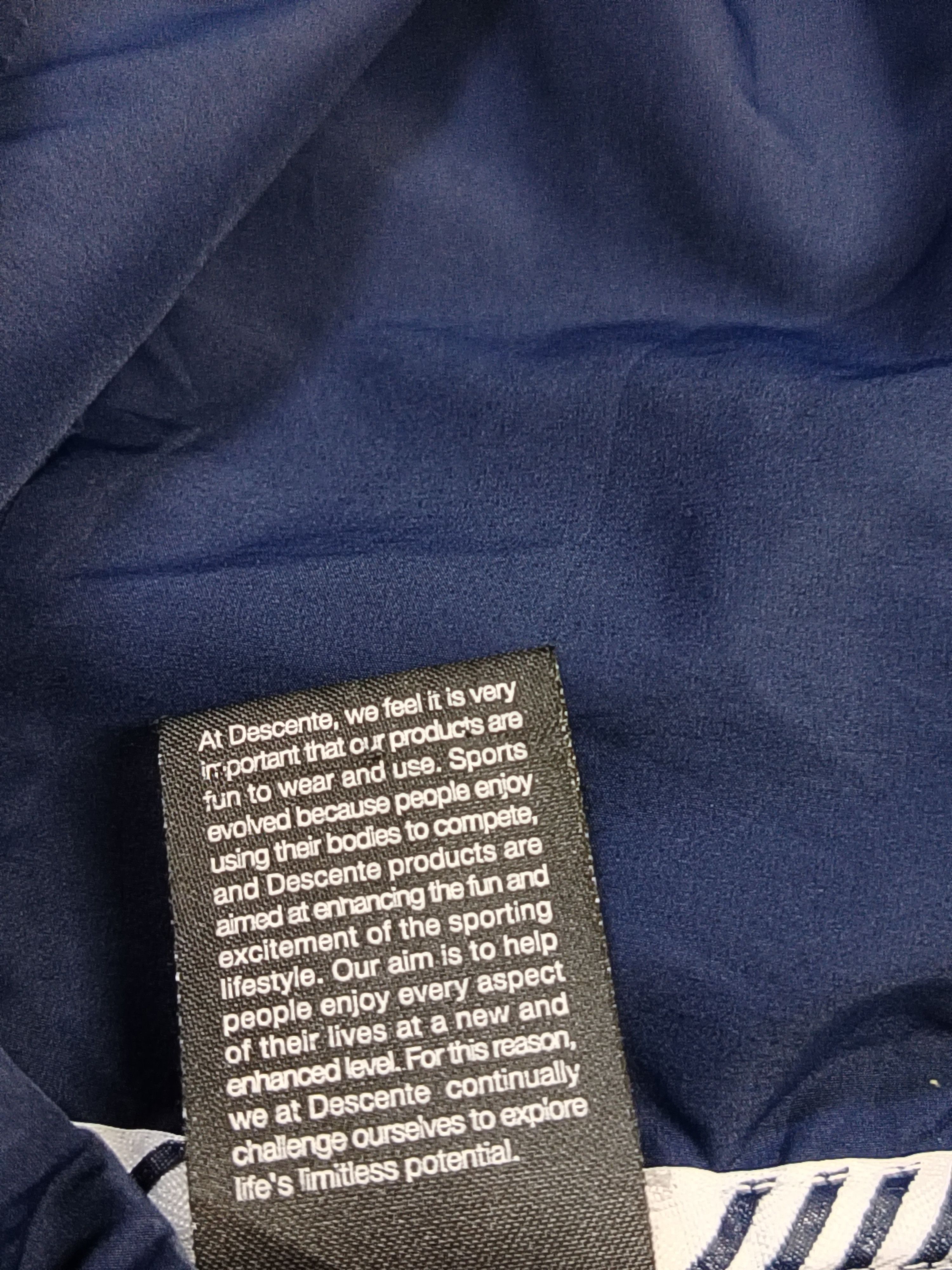 Descente Decente AAR hoodie in navy Size US S / EU 44-46 / 1 - 4 Thumbnail