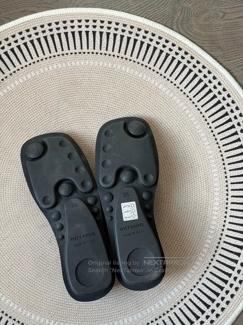 Issey Miyake Issey Miyake Square Toe Special-shaped Mary Jane Shoes Size US 4.5 / IT 34.5 - 9 Thumbnail