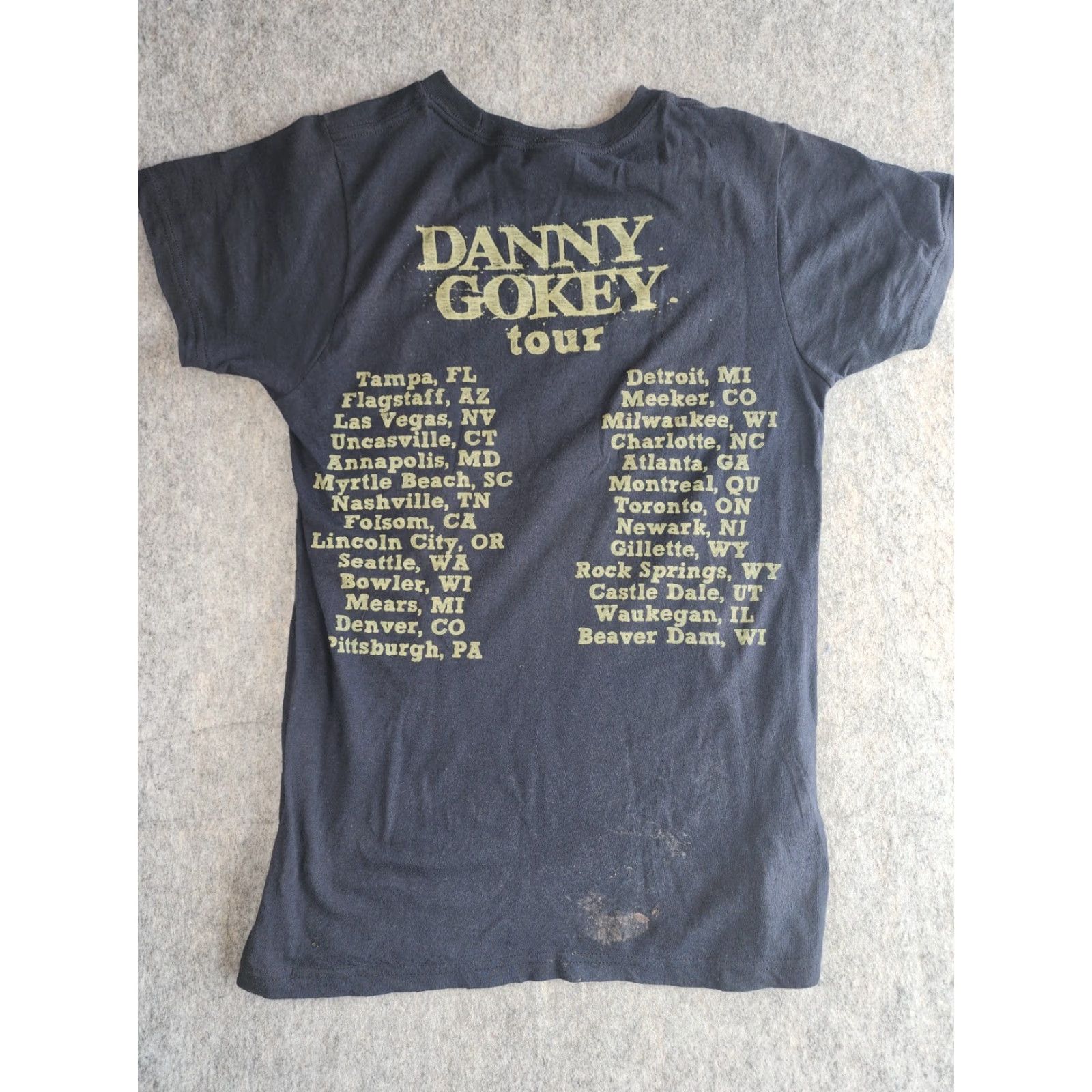 Vintage Danny Gokey Bay Island Shirt Short Sleeve Crew Neck S Autographed Vintage: No Distressed Blue Music T-Shirt Unisex Adults Small Autographed Shirt Size US S / EU 44-46 / 1 - 6 Thumbnail