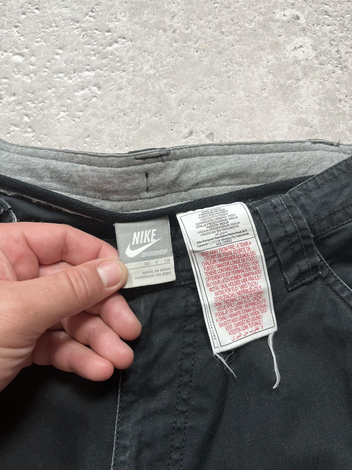 Nike × Vintage Vintage Nike Sportswear Black Utility Cargo Pants 30 Size US 30 / EU 46 - 6 Thumbnail