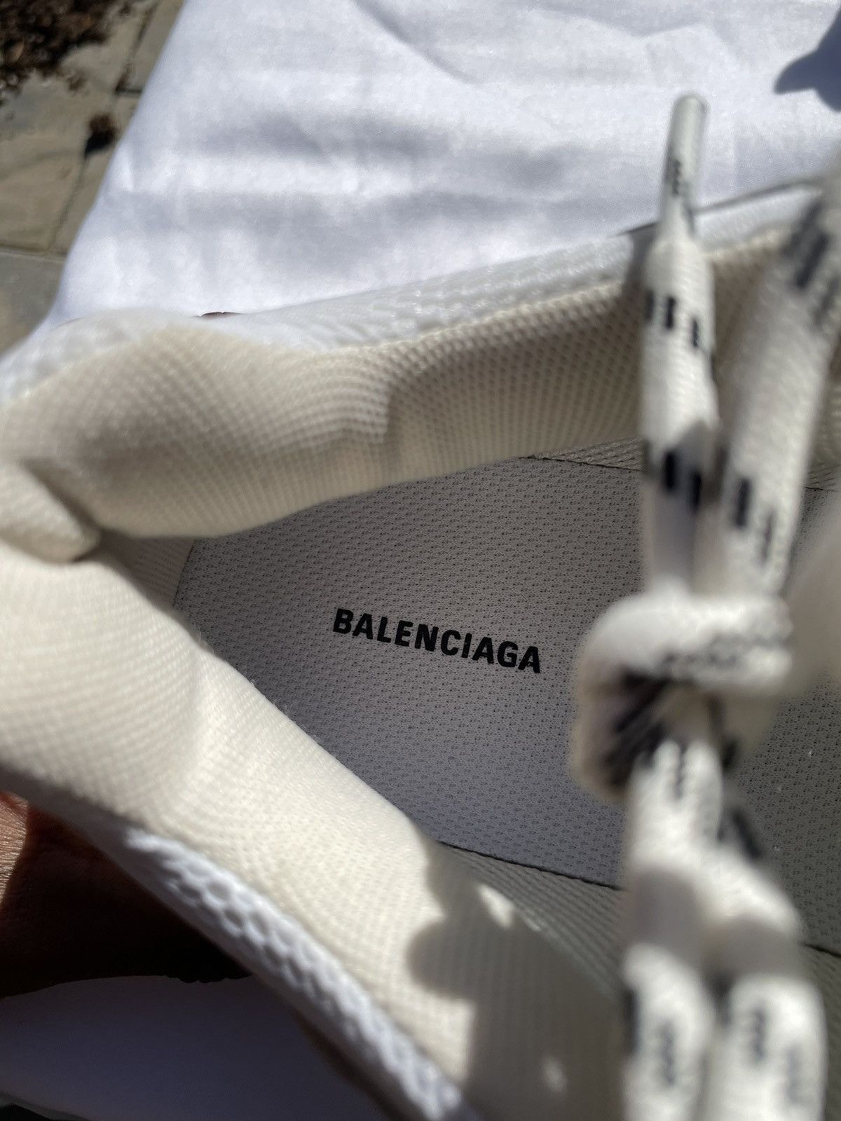 Balenciaga BALENCIAGA WOMEN'S TRIPLE S SNEAKER Size US 9 / IT 39 - 6 Thumbnail