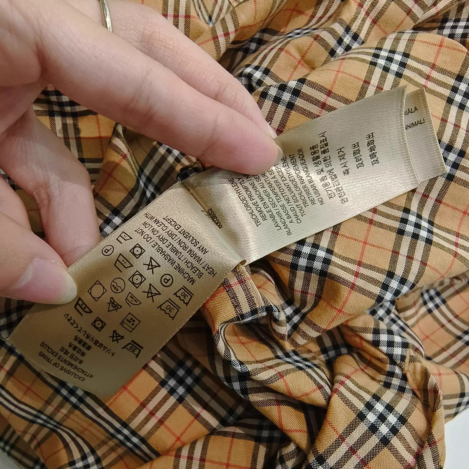 Burberry Burberry Classic Check Polo Shirt Short Sleeve S 99 New Size US S / EU 44-46 / 1 - 5 Thumbnail