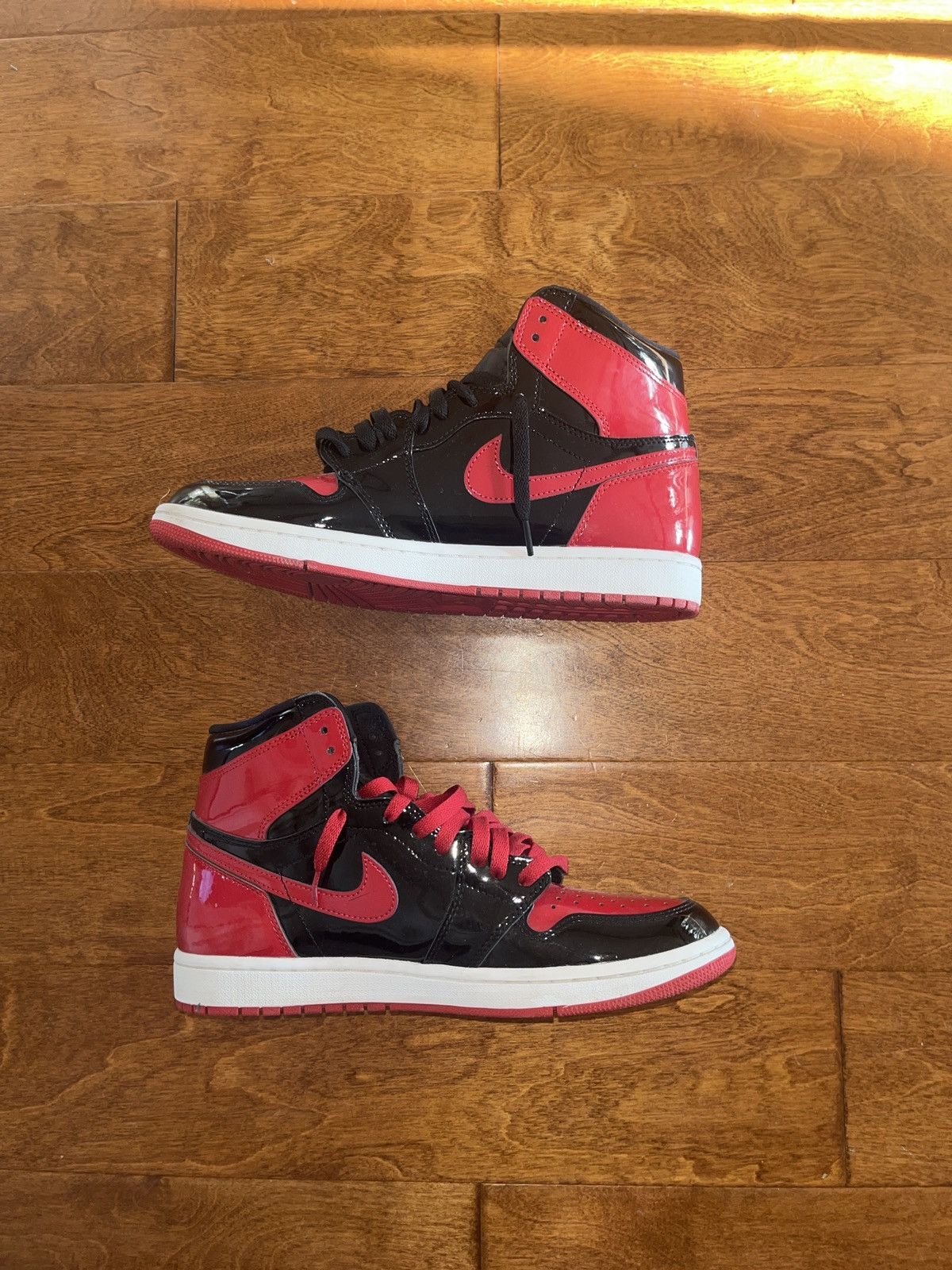 Jordan Brand Jordan 1 Retro High OG Patent Bred Size US 10.5 / EU 43-44 - 1 Thumbnail