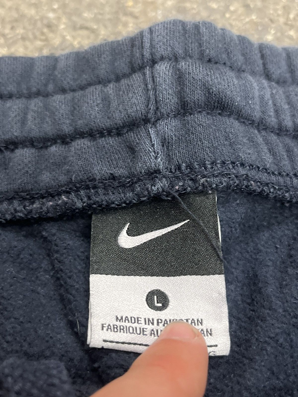 Nike × Vintage Nike baggy fit wide leg sweatpants y2k streetwear hype rare Size US 32 / EU 48 - 5 Thumbnail