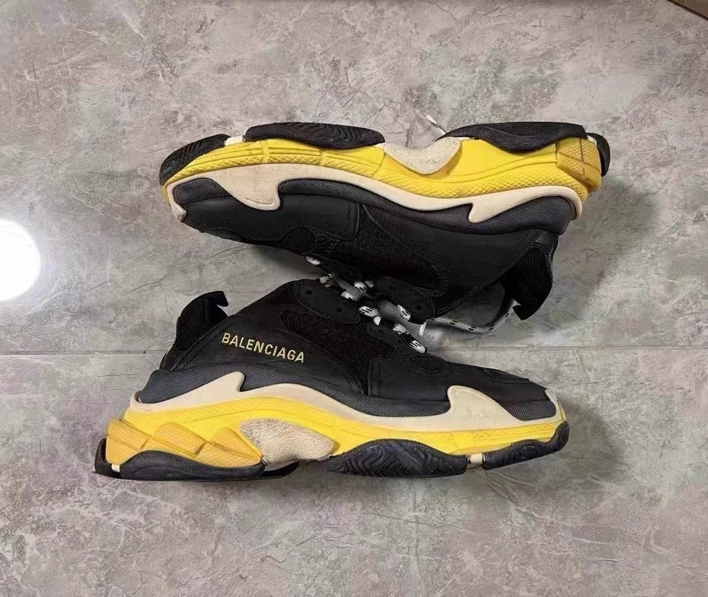 Balenciaga Balenciaga Triple S Black/Yellow Dad Shoes K28 Size US 6 / IT 36 - 3 Thumbnail