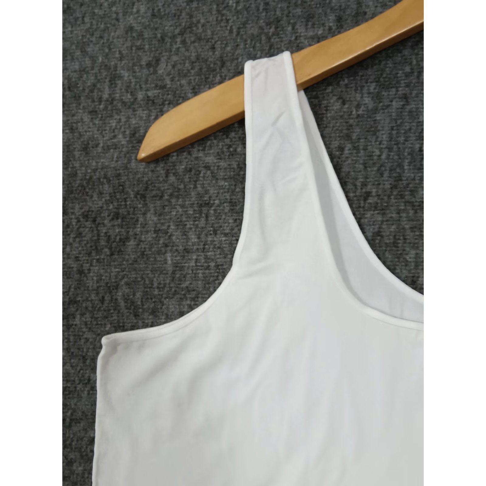 SKIMS SKIMS Women's Essential Scoop Neck Bodysuit 4X Color White Size XXL / US 16-18 / IT 52-54 - 7 Thumbnail