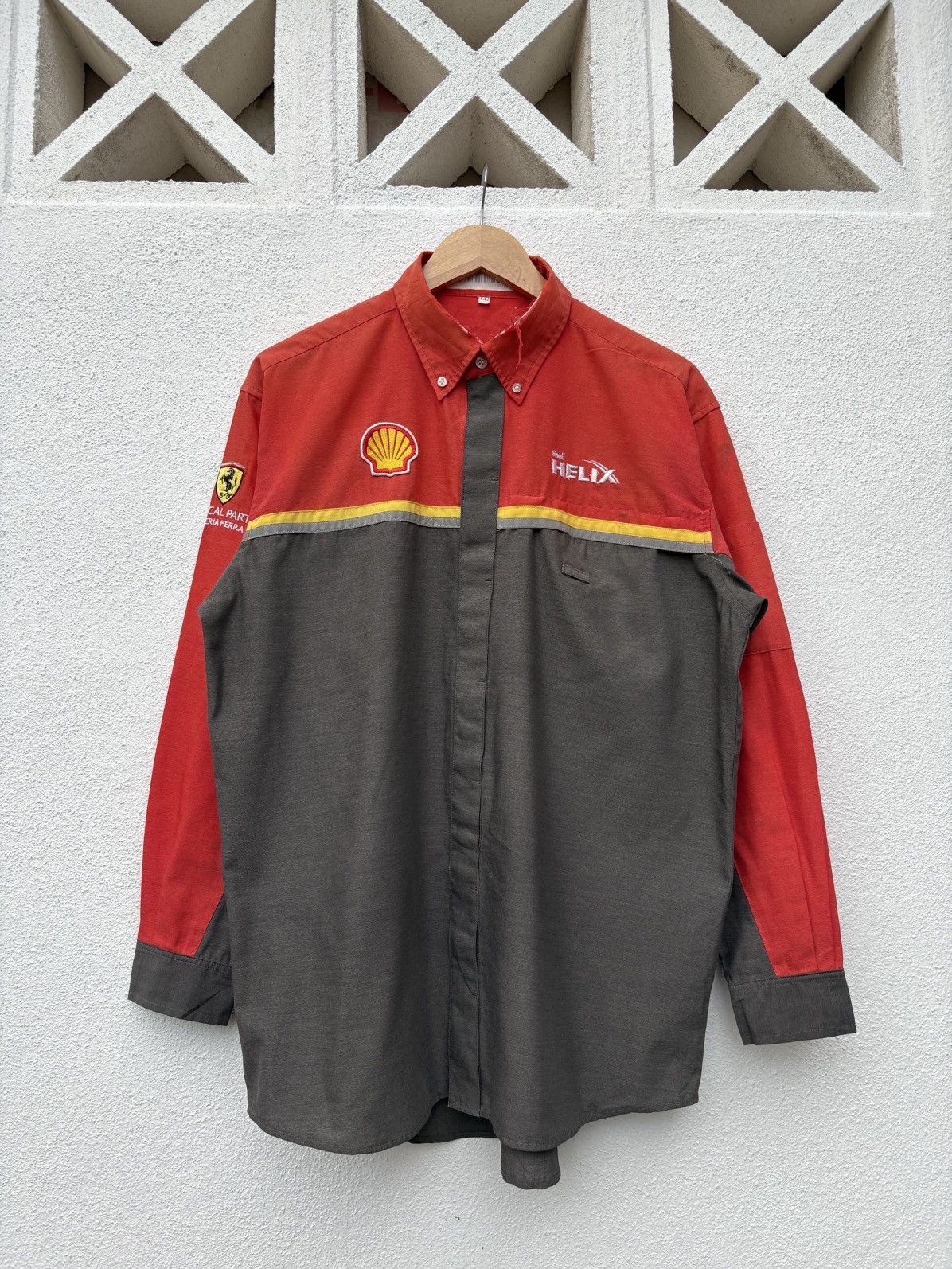 Ferrari Vintage Shell Technical Partner Scuderia Ferrari Size US L / EU 52-54 / 3 - 2 Thumbnail