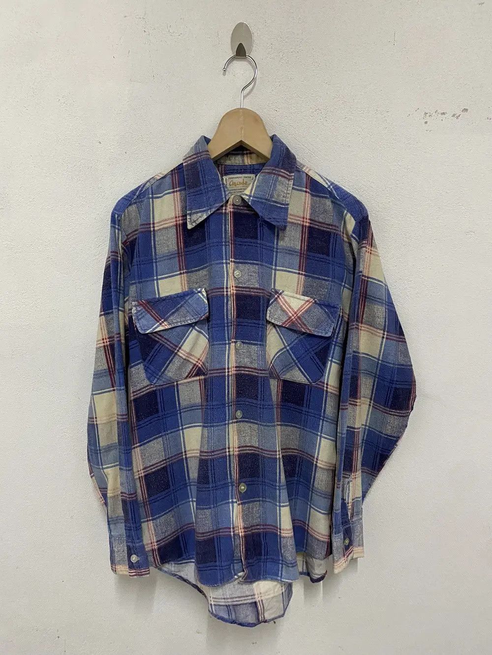 Vintage Japanese Brand Cascade Plaid Tartan Flannel Shirt Size US M / EU 48-50 / 2 - 2 Thumbnail