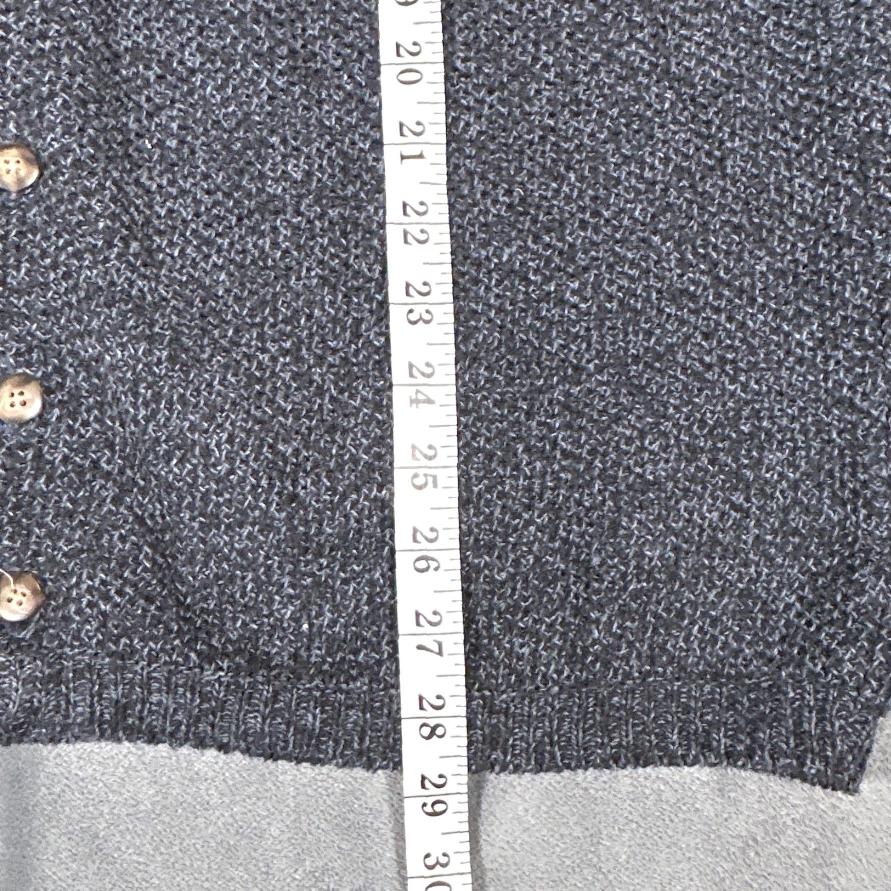 Vintage VINTAGE St. John's Bay Sweater Vest Mens Medium Gray Knit Cardigan 80s 90s Solid Button Front V-Neck Cotton Acrylic Casual Fall Mens Size US M / EU 48-50 / 2 - 5 Thumbnail
