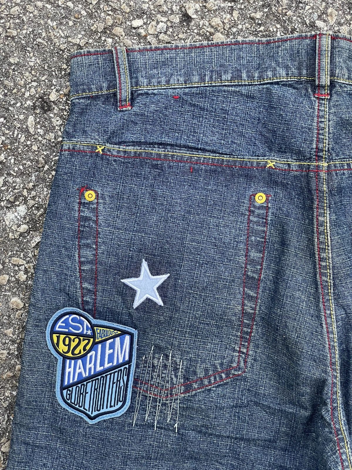 Fubu Fubu x Harlem Globetrotters Baggy Jeans Streetwear Size US 36 / EU 52 - 11 Thumbnail