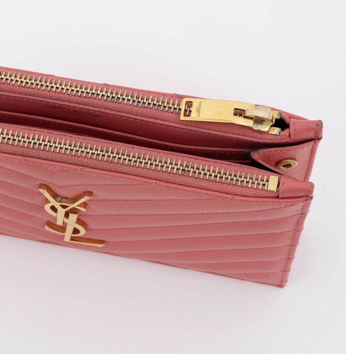 Saint Laurent Paris Authenticity Certificate ✅ YSL Leather Clutch 💗 Size ONE SIZE - 14 Thumbnail