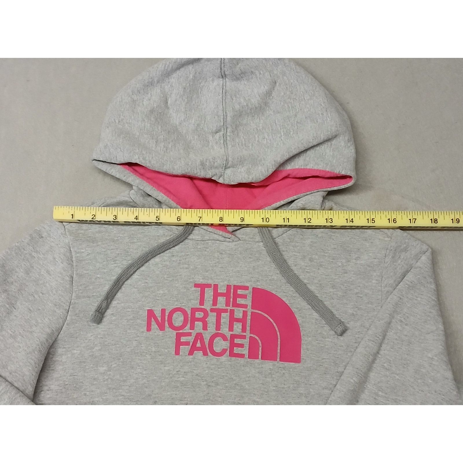 The North Face North Face (Large) Gray Pink Pullover Hoodie Sweatshirt Size L / US 10 / IT 46 - 4 Thumbnail