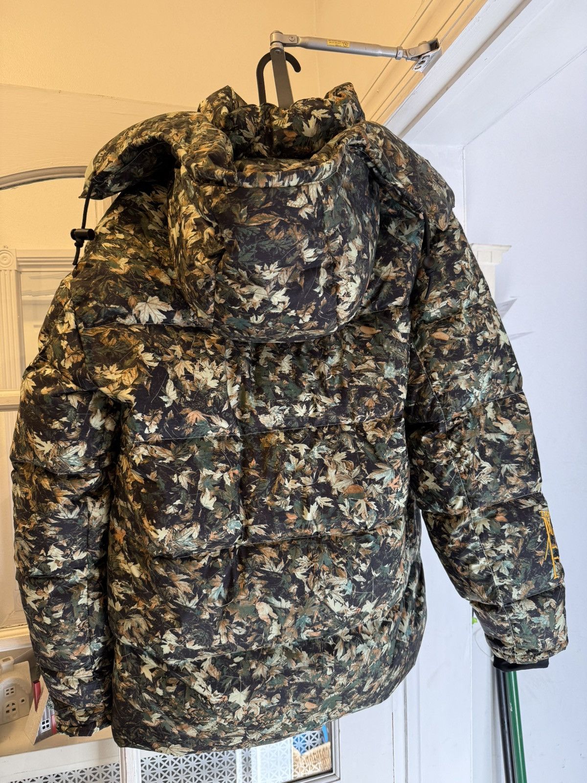 The North Face The North Face 73 Leaf-Print Padded Jacket Size US M / EU 48-50 / 2 - 3 Thumbnail