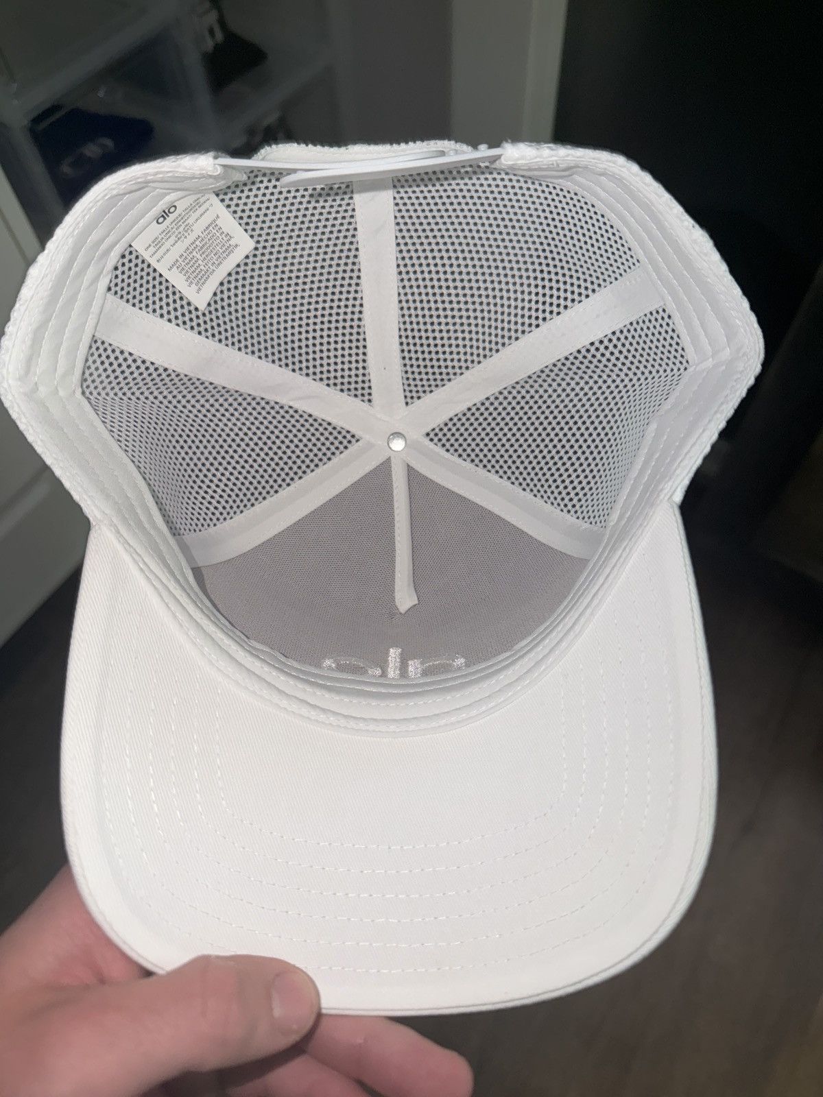 Alo ALO Trucker Hat White Size ONE SIZE - 3 Thumbnail