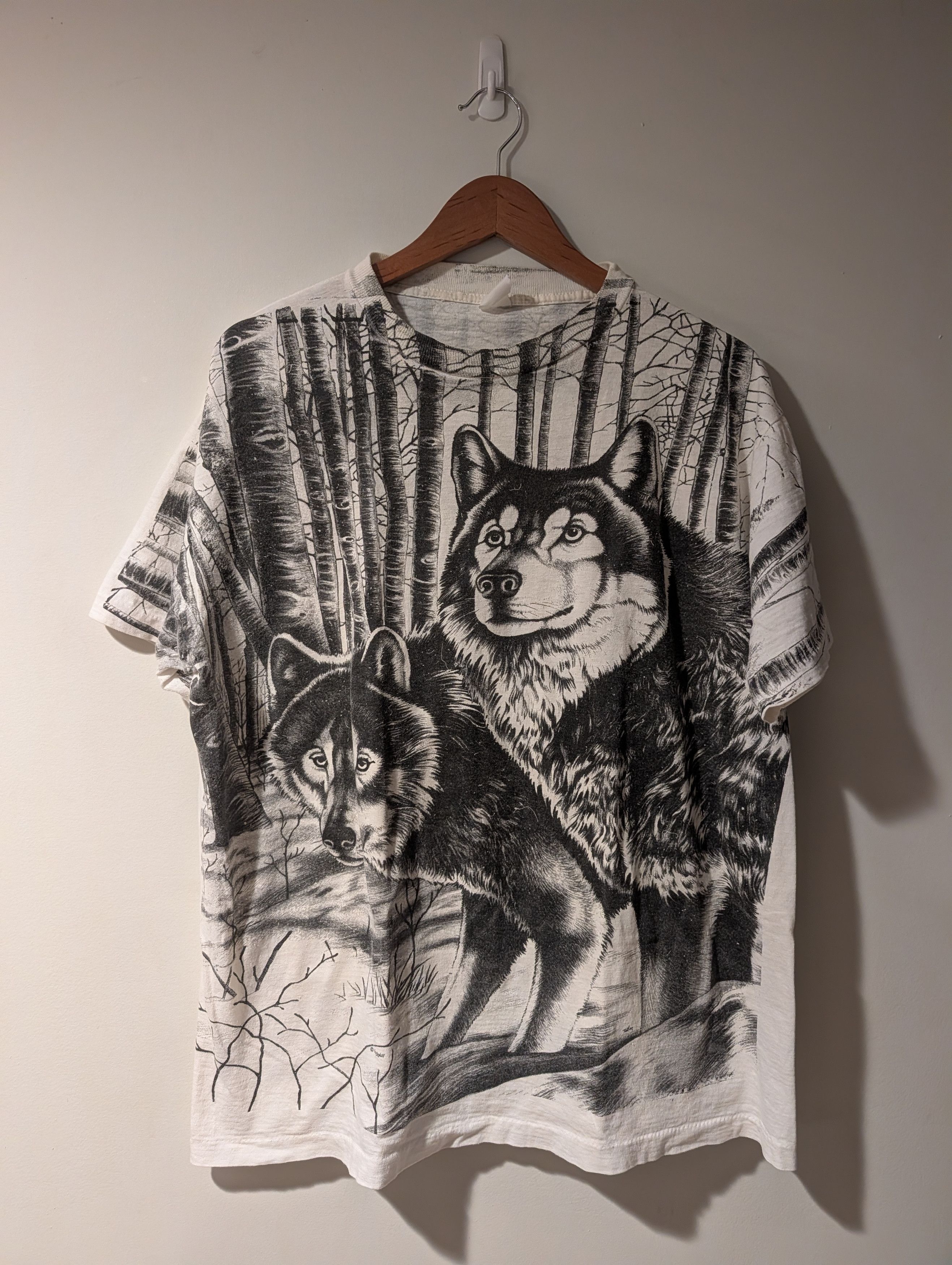 Arts & Science Vintage Wolf All Over Print T-Shirt AOP Animal Nature 90s Size US XL / EU 56 / 4 - 1 Thumbnail