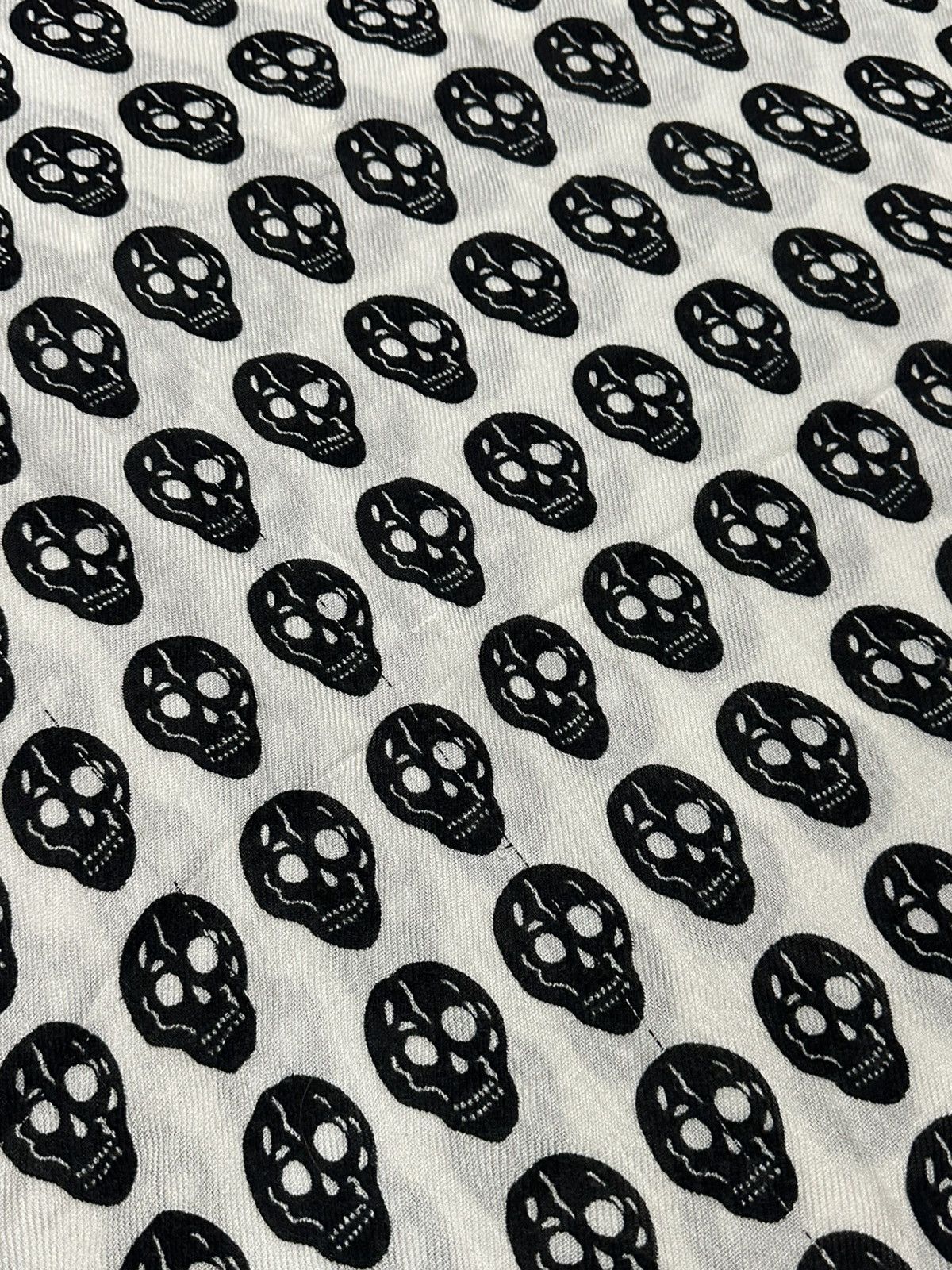 Other White Skull Pattern Scarf Wrap Size ONE SIZE - 2 Thumbnail