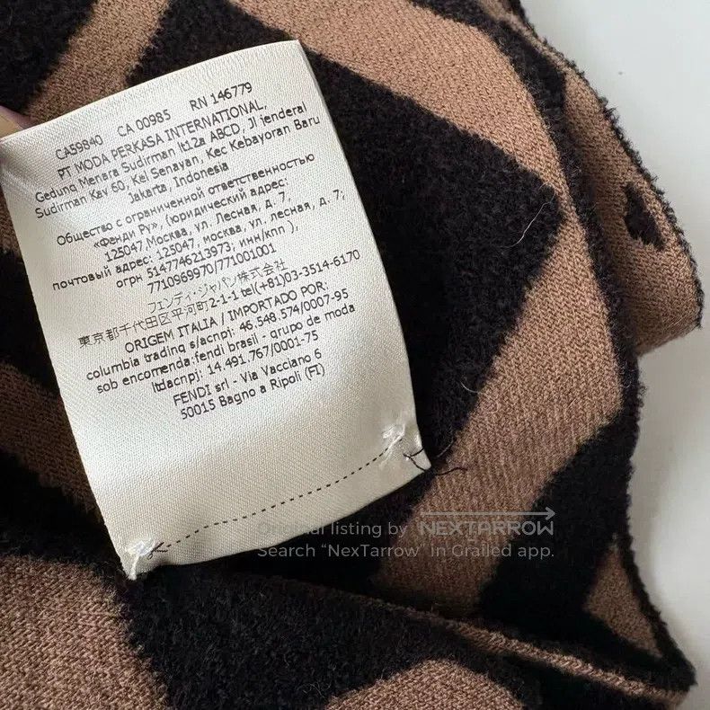 Fendi Fendi Monogram Big Logo Scarf, Classic Double F Pattern, W Size ONE SIZE - 6 Thumbnail