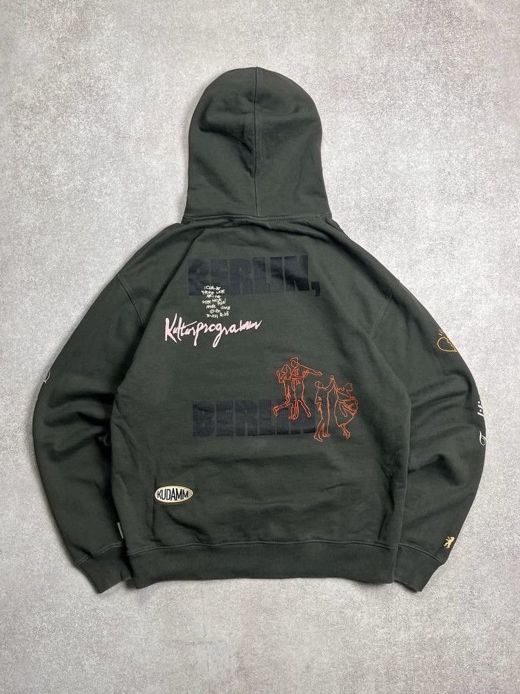 Highsnobiety F/W 2021 Berlin, Berlin Oversized Hoodie L