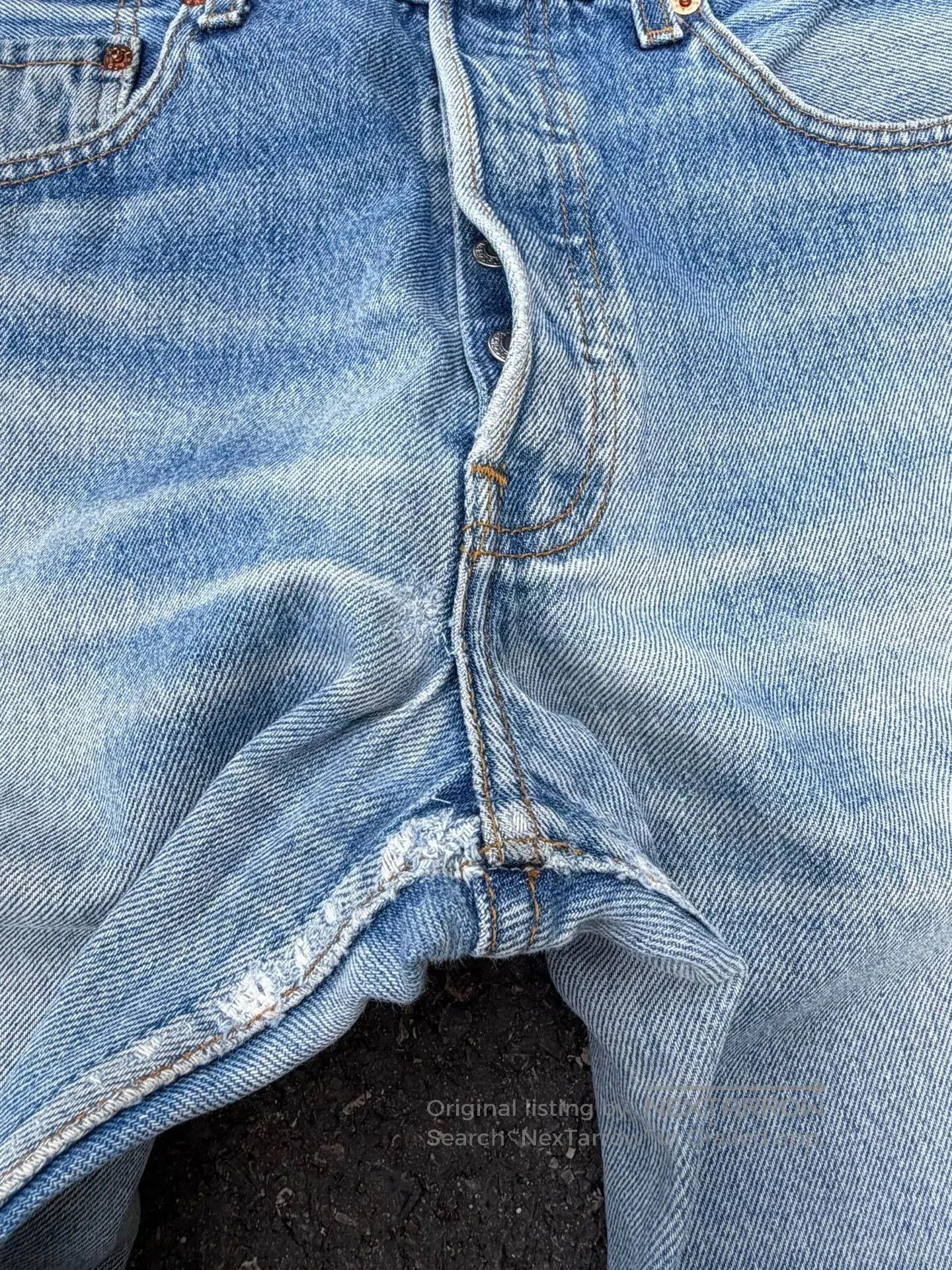 Vintage Vintage Levis 501 Washed Blue Jeans. Size US 33 - 4 Thumbnail
