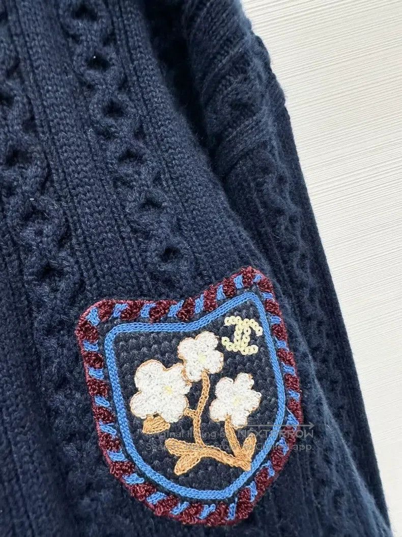Chanel Chanel 26C Early Spring Series College-style Cardigan Jack Size XS / US 0-2 / IT 36-38 - 3 Thumbnail