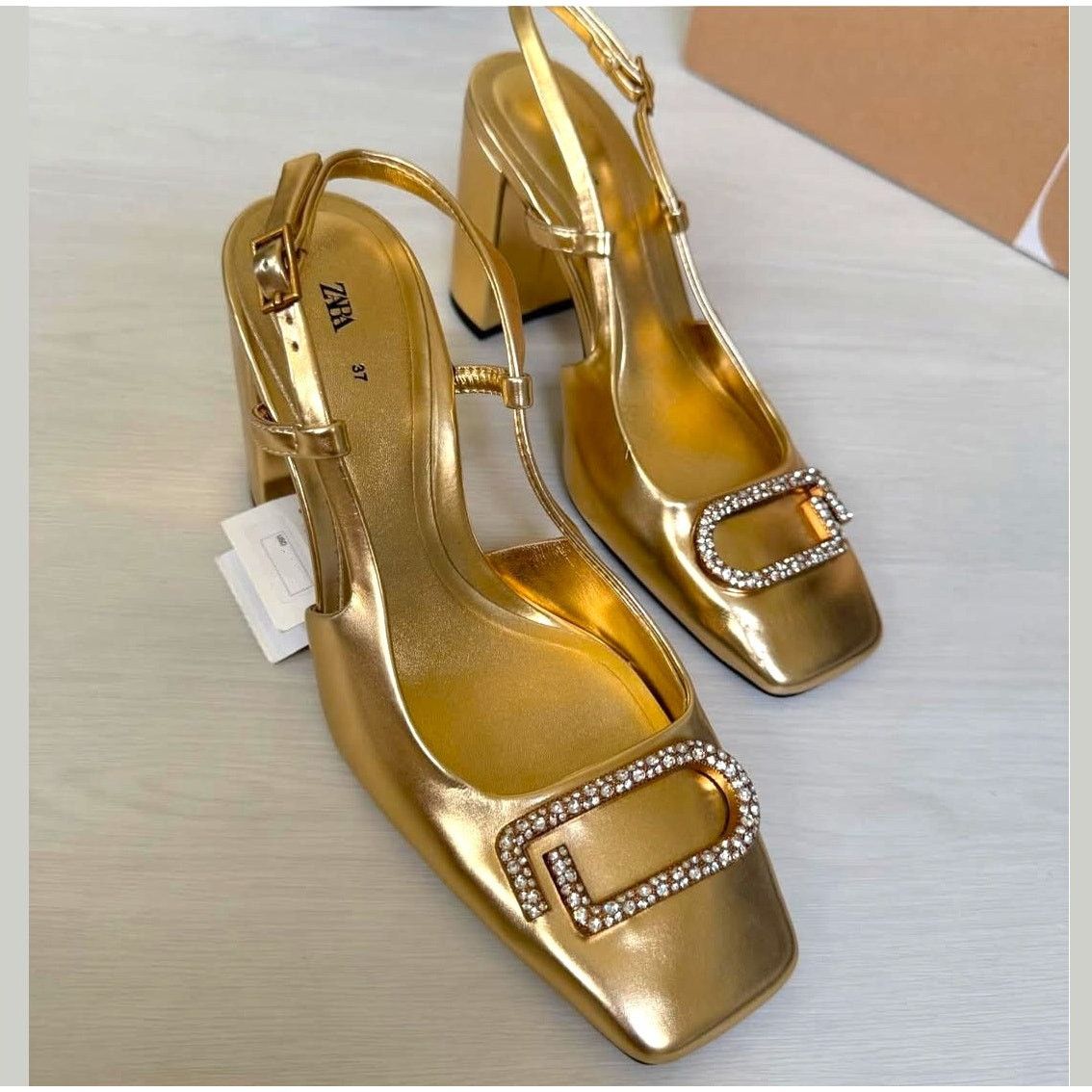 Zara ZARA Square Toe Pumps NWT Size US 7.5 / IT 37.5 - 8 Thumbnail