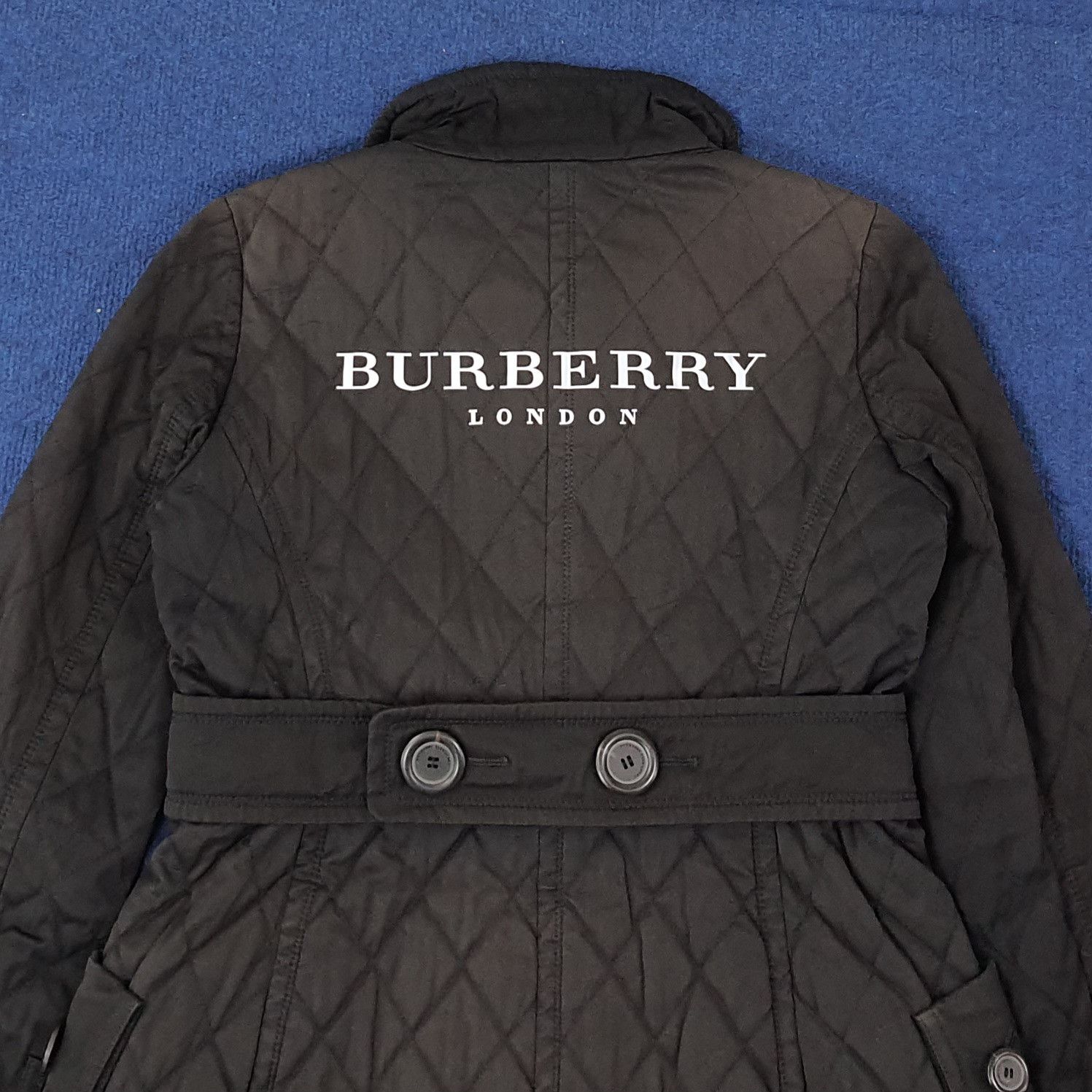 Burberry Vintage Burberry Blue Label Nova Check Jacket C245N17 Size XS / US 0-2 / IT 36-38 - 2 Thumbnail
