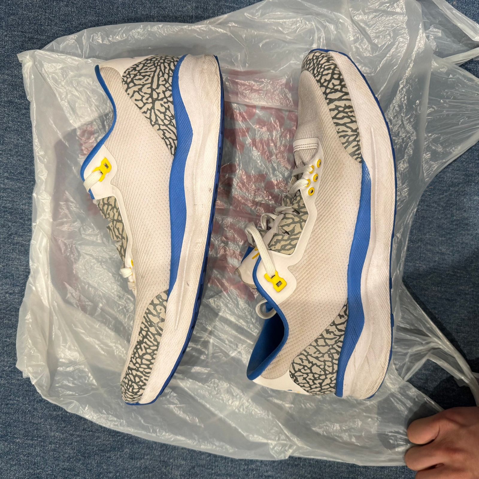 Jordan Brand × Nike Nike Air Jordan Zoom Tenacity 88 UCLA PE Size US 11.5 / EU 44-45 - 2 Thumbnail